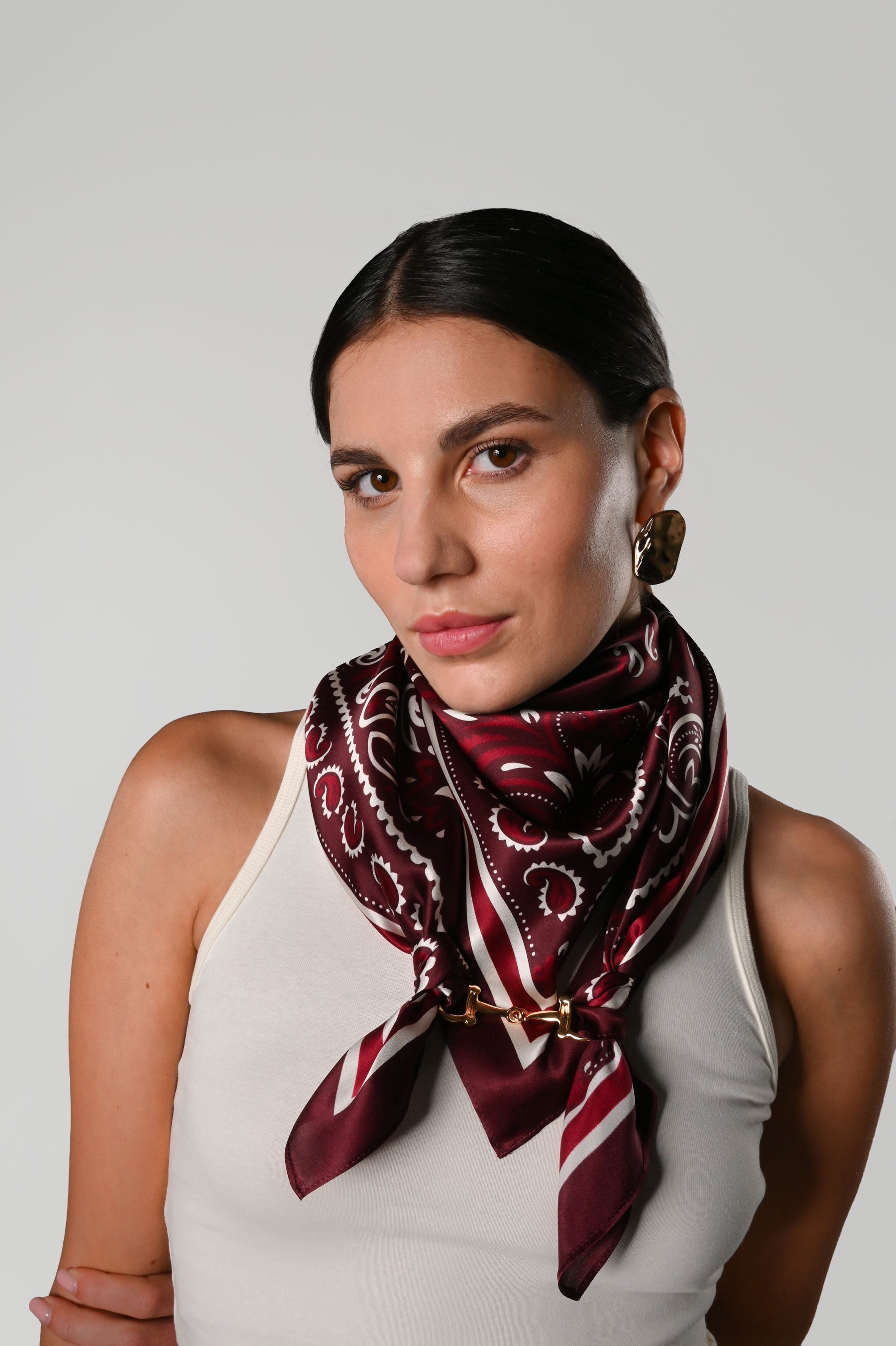 Essie-Foulard 90x90 in 100% seta