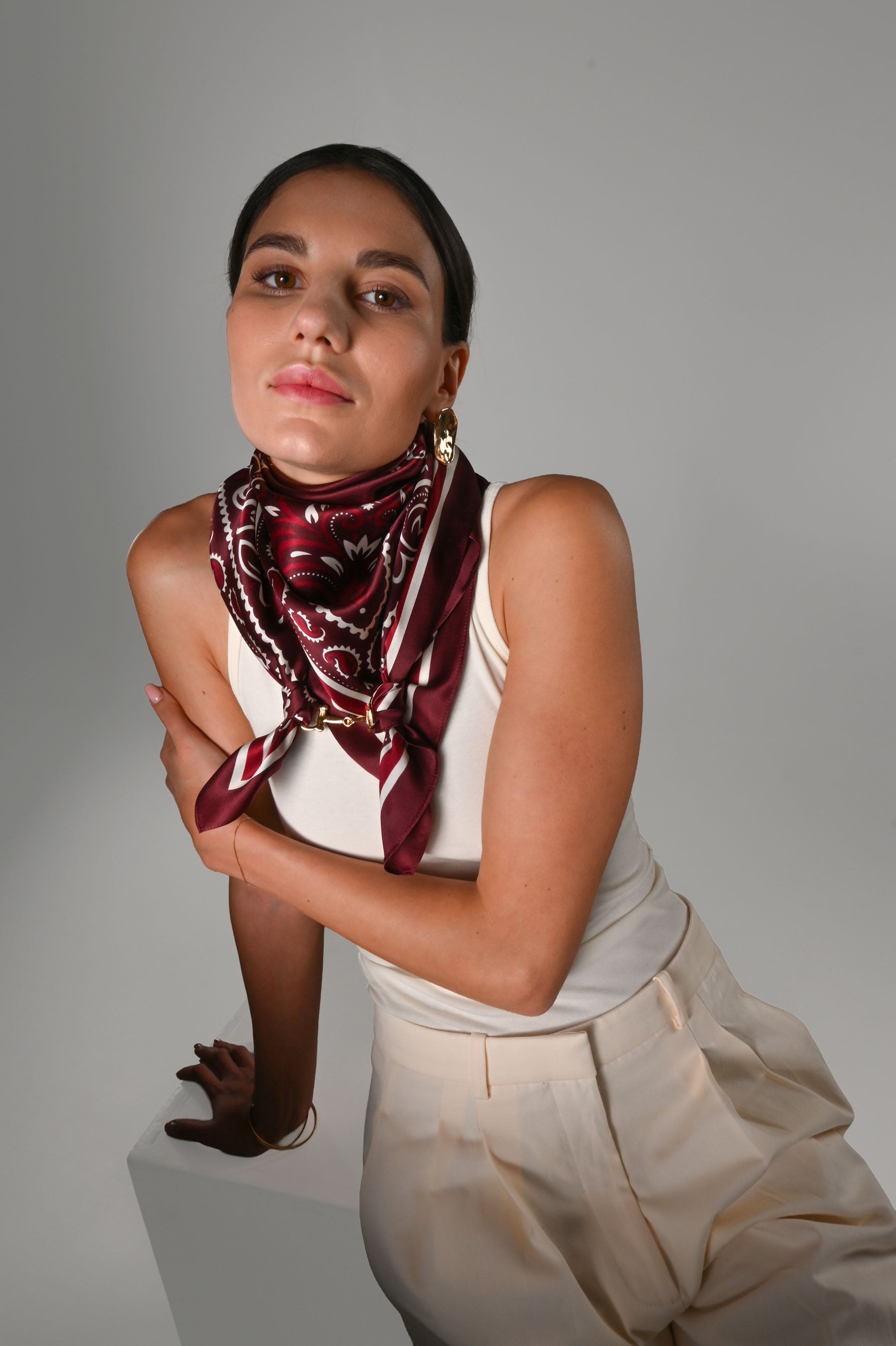 Essie-Foulard 90x90 in 100% seta