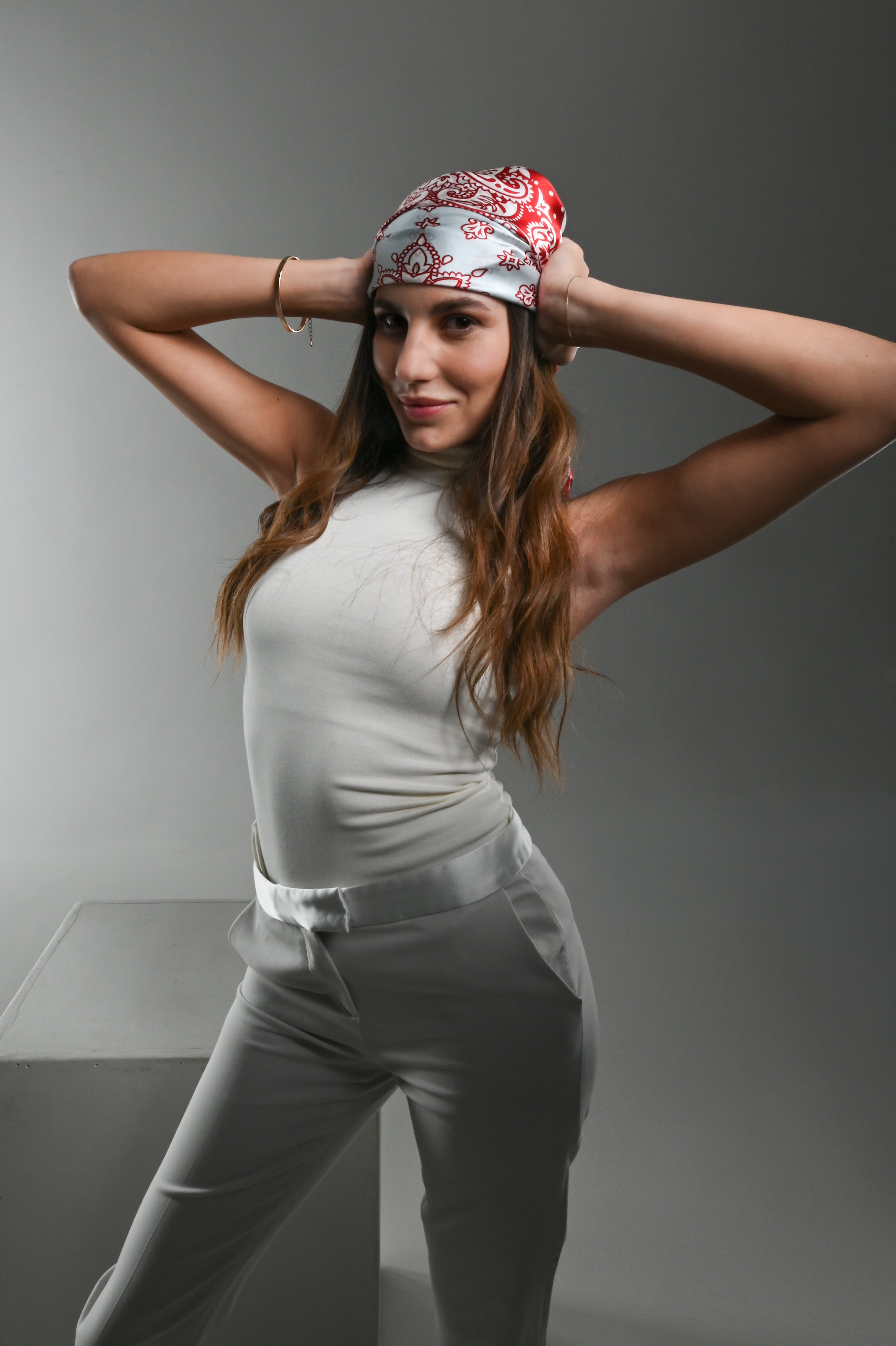 Bianca - Foulard 90x90 in 100% seta