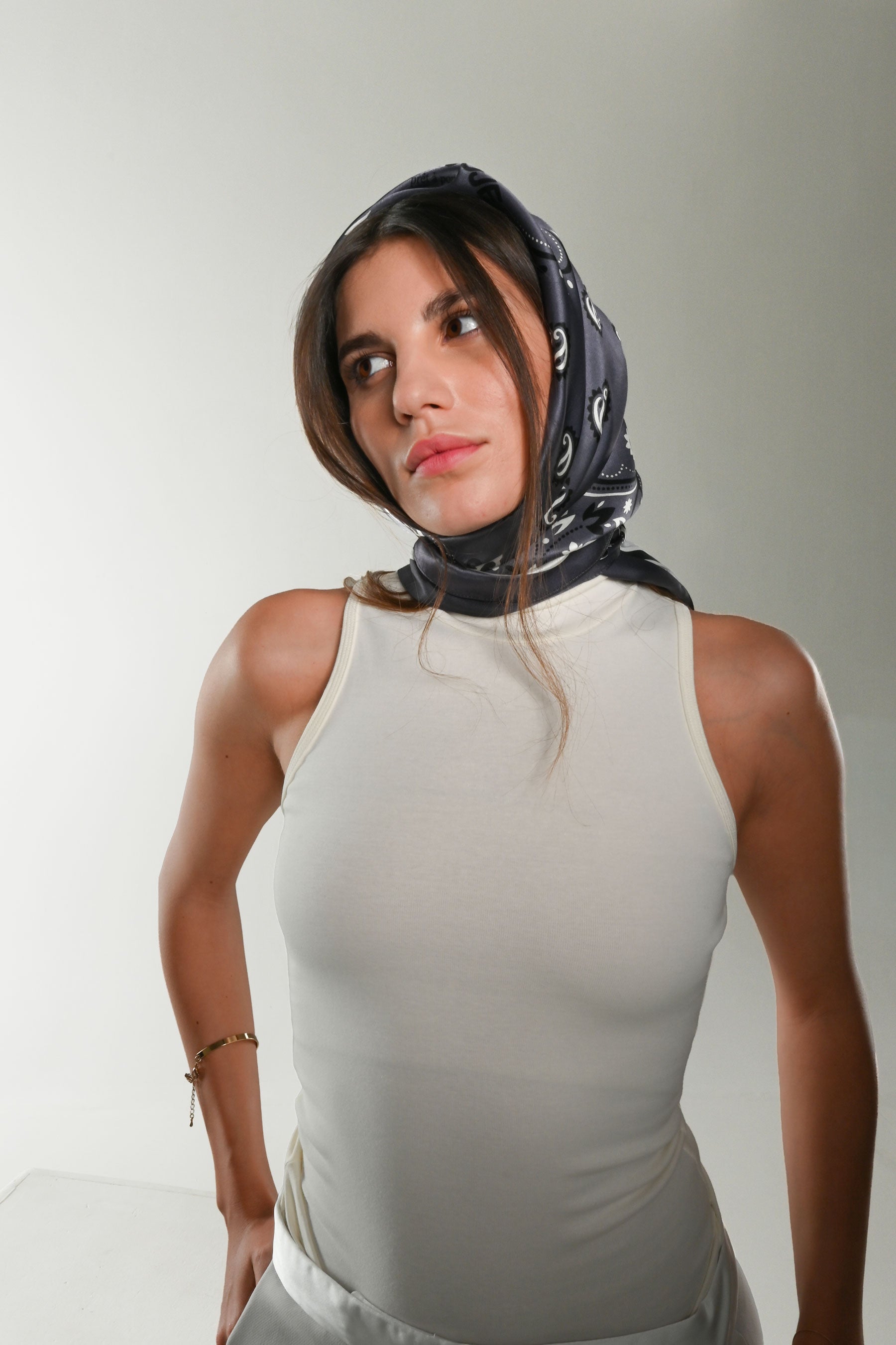 Charlie - Foulard 90x90 in 100% seta