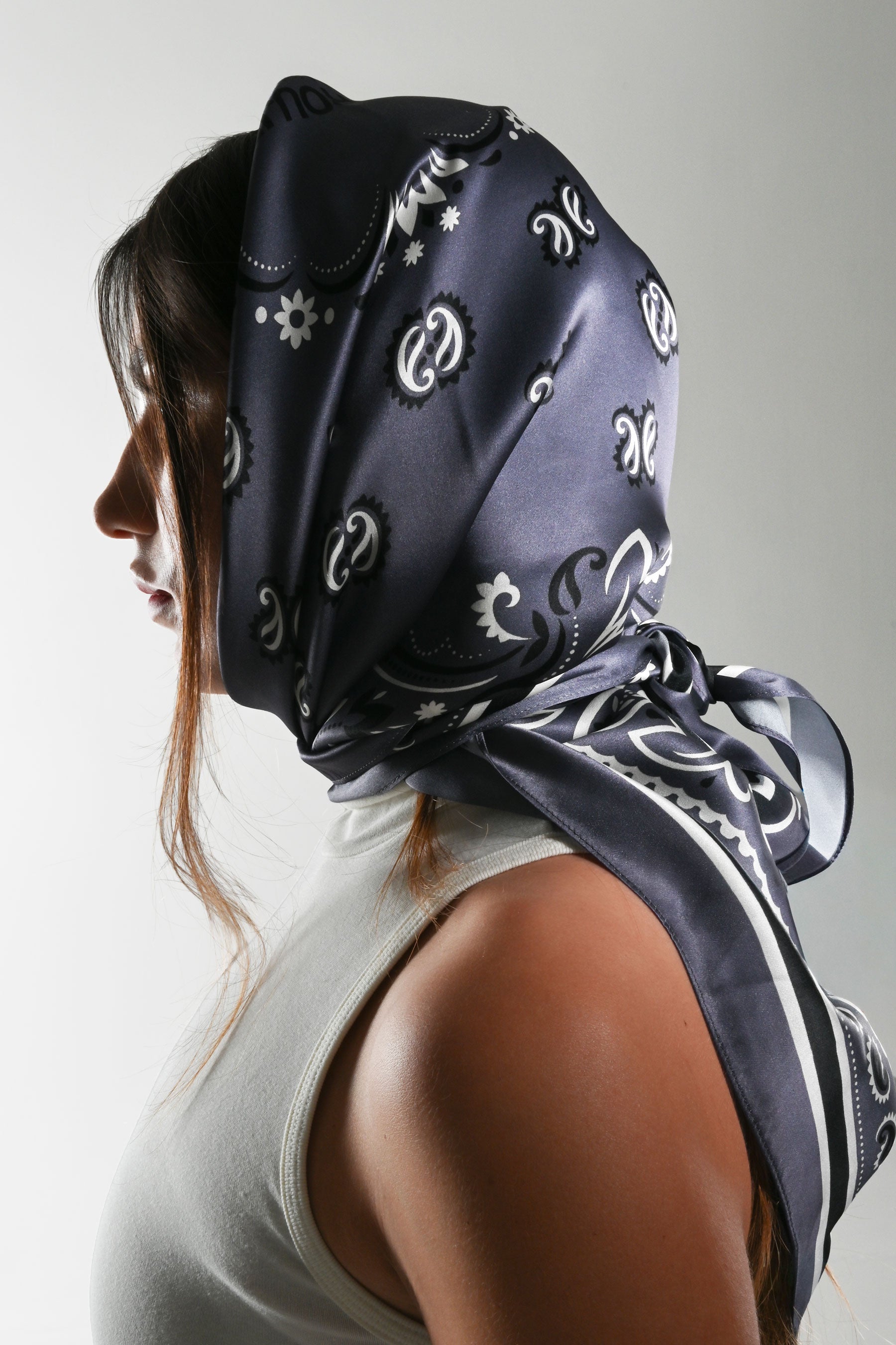 Charlie - Foulard 90x90 in 100% seta